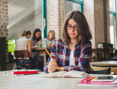 Live Courses Card Image