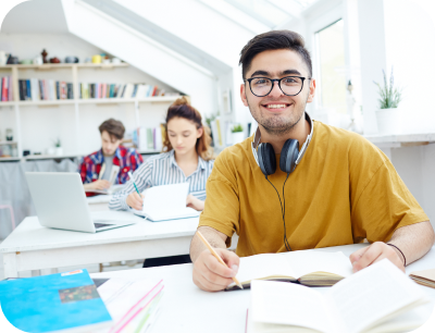 Live Courses Card Image